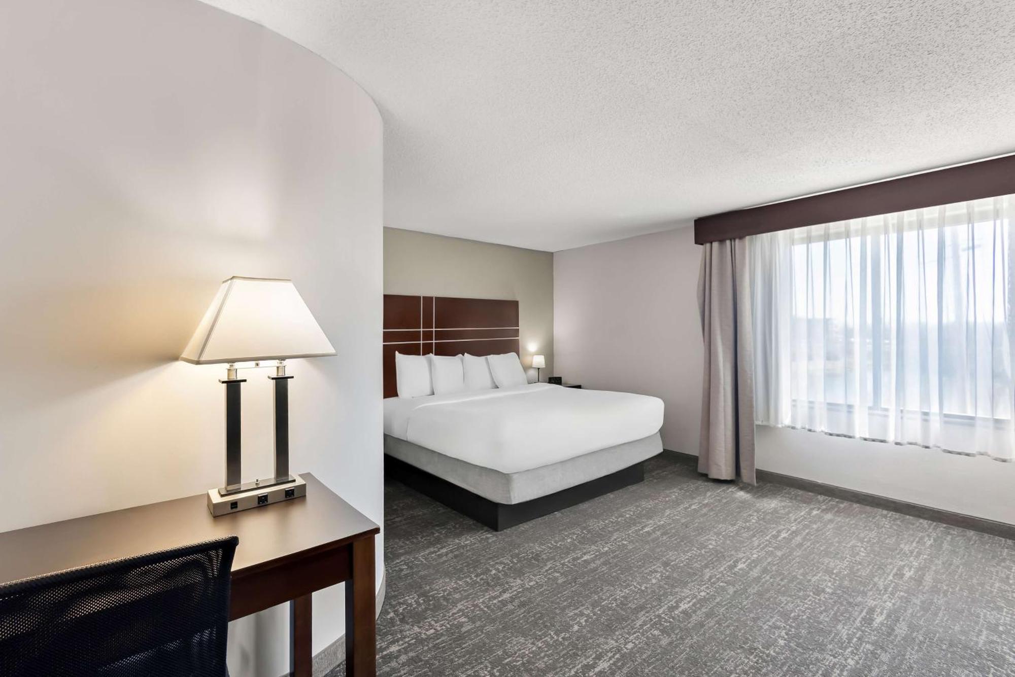 Best Western Luxbury Inn Fort Wayne Exterior foto